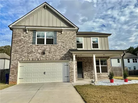 6740 Hill Rock Ln, Fairburn, GA 30213