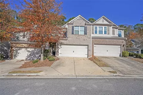 571 Justins Place Ln, Lawrenceville, GA 30043