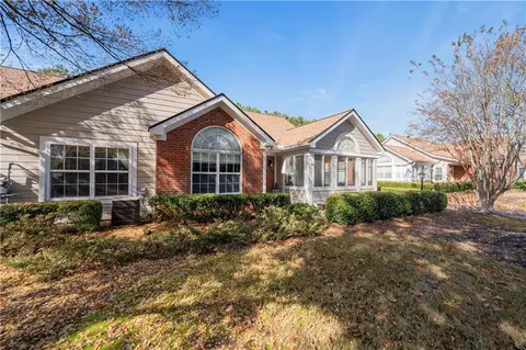 4008 Vineyards Ln NW, Kennesaw, GA 30144