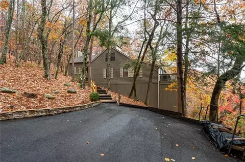 71 Foxglove Cir, Big Canoe, GA 30143