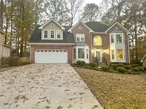 945 Whitehawk Trl, Lawrenceville, GA 30043