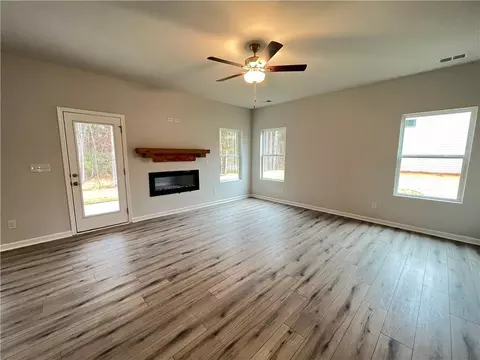 1356 Pineview Trl, Monroe, GA 30656 photo 4