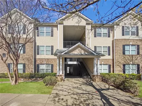 5102 Fairington Ridge Cir, Lithonia, GA 30038