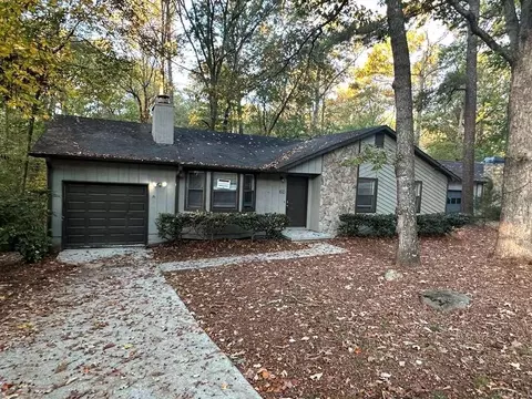 3956 Ferncliff Rd, Snellville, GA 30039