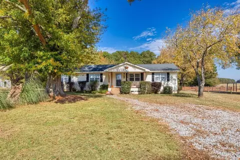 4238 Pannell Rd, Social Circle, GA 30025