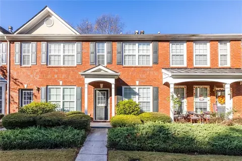 1626 Cove Creek Cir, Norcross, GA 30093