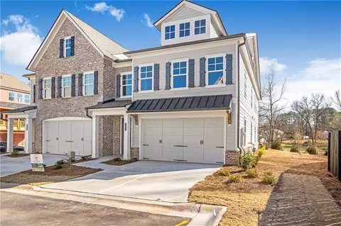 207 Grady Burrell Dr, Holly Springs, GA 30115