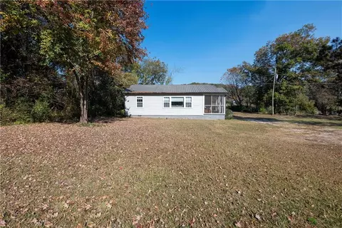 132 County Farm Rd, Jefferson, GA 30549