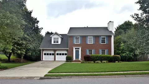 3310 Summit Place Dr, Loganville, GA 30052