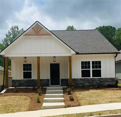 372 Creek Wood Park Dr, Ball Ground, GA 30107