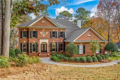 1120 Mountain Ivy Dr, Roswell, GA 30075