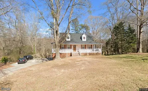 104 Mckinley Ct, Powder Springs, GA 30127