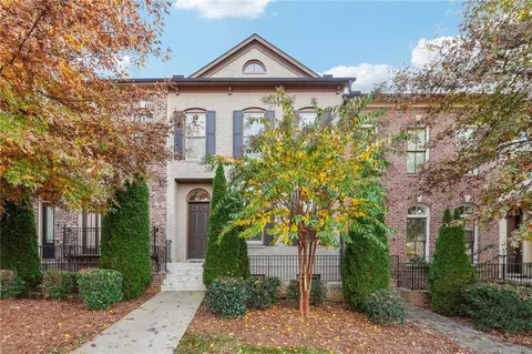 552 Village Park Dr NW #3, Kennesaw, GA 30144