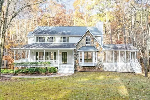 88 Stone Mill Dr, Acworth, GA 30101