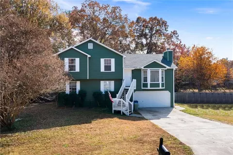 303 Amberwood Ct, Euharlee, GA 30145