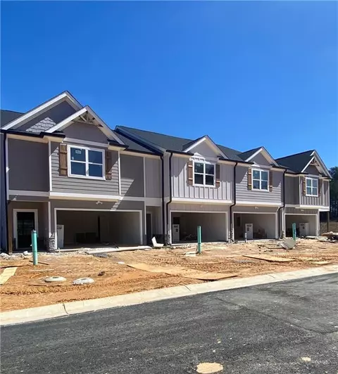 6310 Pine Ridge Pt, Lula, GA 30554