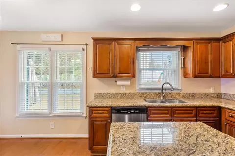 2475 Compton Pl, Suwanee, GA 30024 photo 12