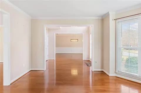2475 Compton Pl, Suwanee, GA 30024 photo 10