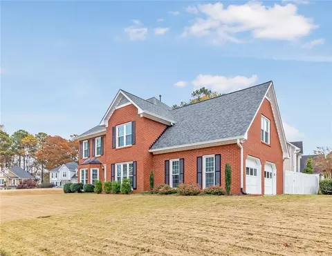 2475 Compton Pl, Suwanee, GA 30024 photo 3