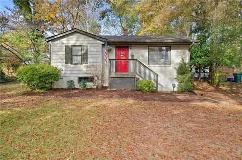 1011 Ridgecrest Dr SE, Smyrna, GA 30080
