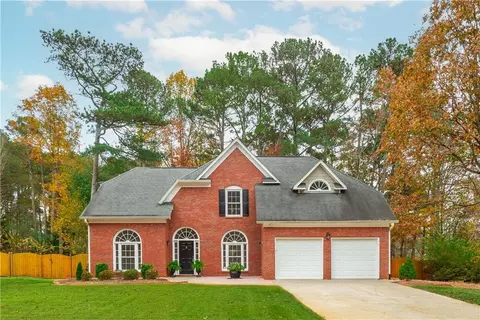 1335 Gran Forest Dr, Cumming, GA 30041