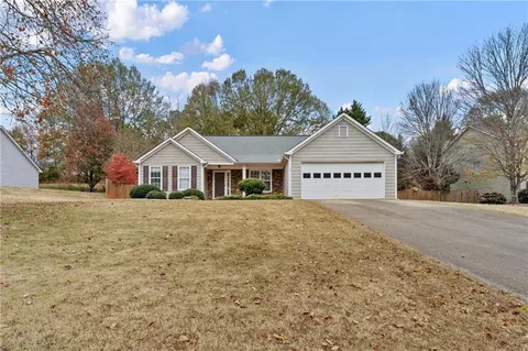 7845 Kayak Way, Cumming, GA 30028