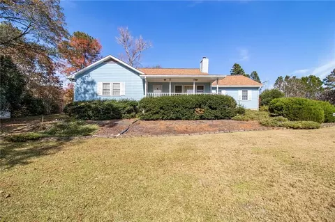 5961 Little Mountain Dr, Ellenwood, GA 30294