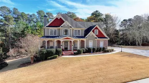 501 Richmond Pl, Loganville, GA 30052