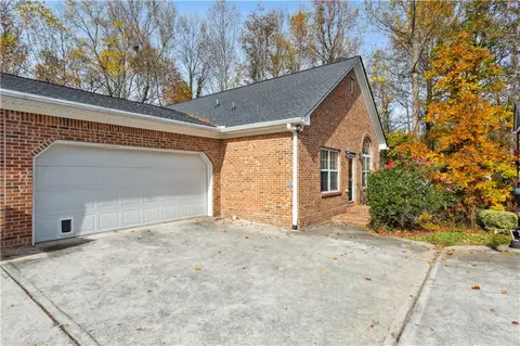 3375 Raes Creek Rd #6, Marietta, GA 30008