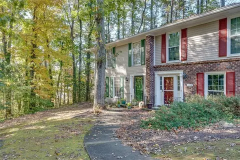 1145 Kingstown Ct, Decatur, GA 30033