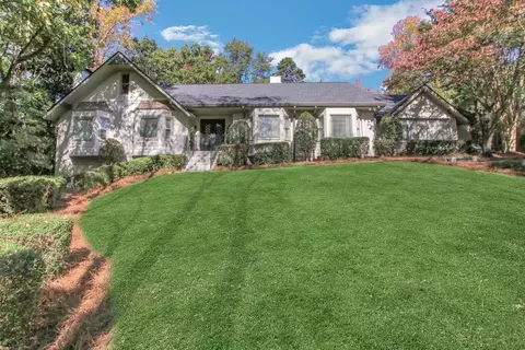190 Northglenn Ct NE, Sandy Springs, GA 30342