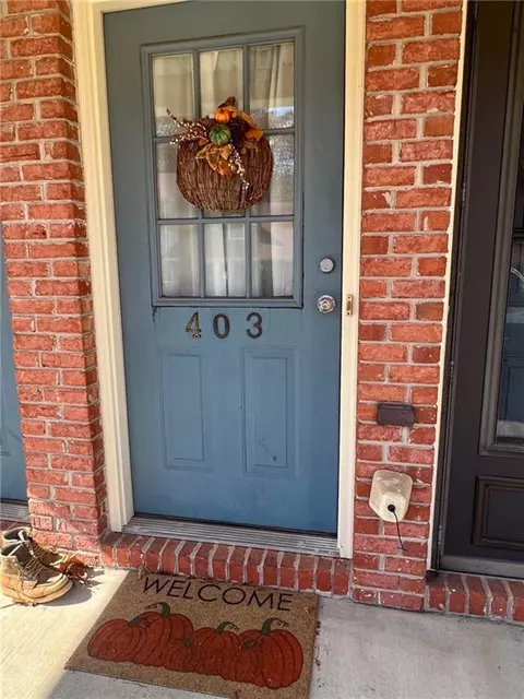 403 Mount Vernon Dr, Calhoun, GA 30701