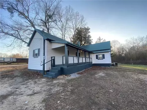 179 Harris St, Commerce, GA 30529 photo 1