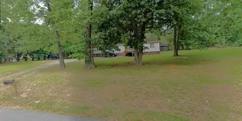 5032 Little River Dr, Gainesville, GA 30506