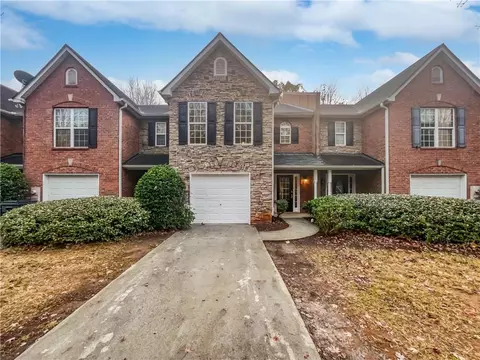 210 Fern Crest Dr, Lawrenceville, GA 30046