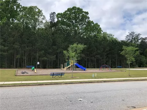1196 Vienna Ct, Hampton, GA 30228 photo 29