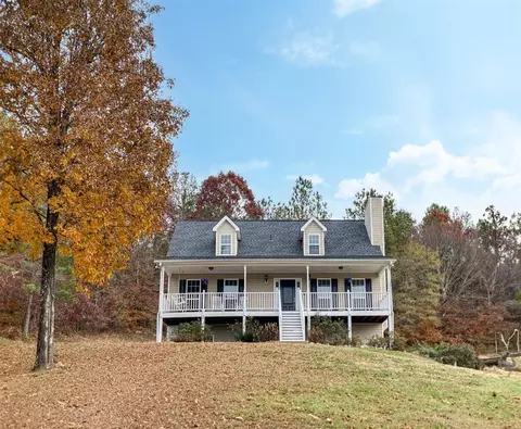 152 Cedar Creek Xing, Cedartown, GA 30125