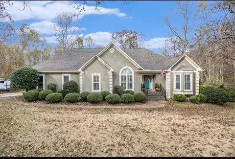 915 Oak Grove Rd, Carrollton, GA 30117