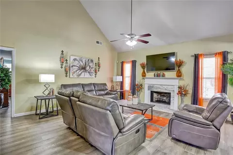 1159 Paris Dr, Hampton, GA 30228 photo 16