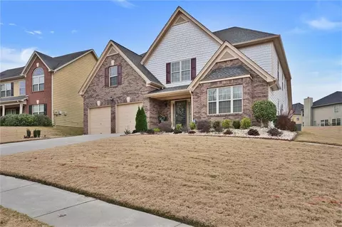 1159 Paris Dr, Hampton, GA 30228 photo 2