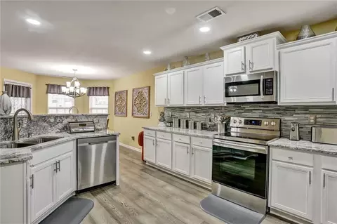 1159 Paris Dr, Hampton, GA 30228 photo 14