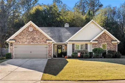 364 Thoroughbred Trl, Monroe, GA 30655 photo 1