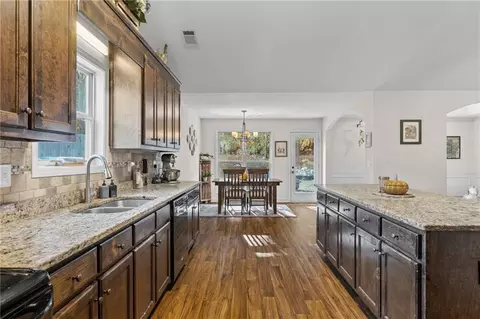 364 Thoroughbred Trl, Monroe, GA 30655 photo 5