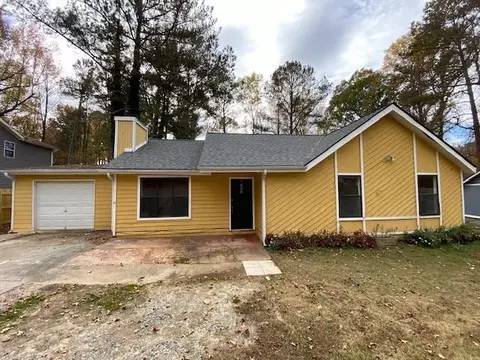 494 Inland Way, Lilburn, GA 30047