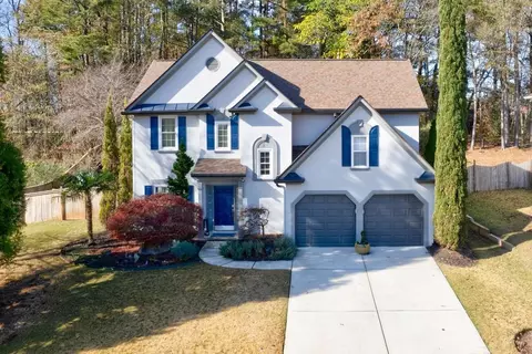 5750 Rives Dr, Alpharetta, GA 30004