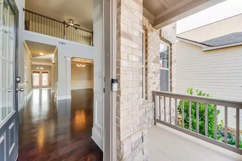 4588 Bogan Meadows Dr, Buford, GA 30519 photo 3