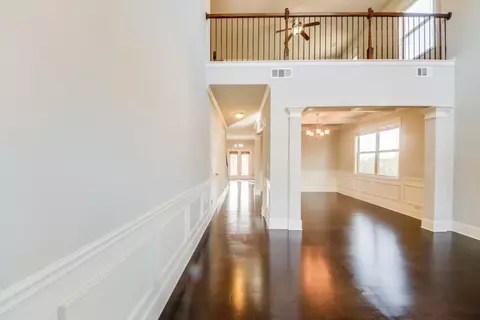 4588 Bogan Meadows Dr, Buford, GA 30519 photo 4