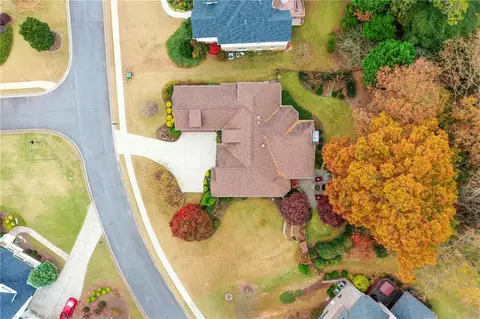 1077 Meadow Brook Dr, Woodstock, GA 30188