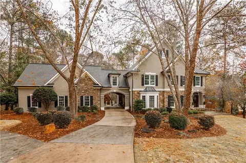 801 Mickleton Ln, Peachtree City, GA 30269