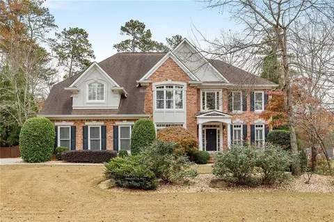 724 Vinings Estates Dr SE, Mableton, GA 30126